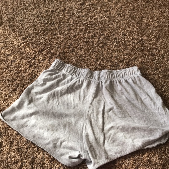 Gray and light pink Fila shorts- XL in girls- 14-16 - Picture 2 of 4